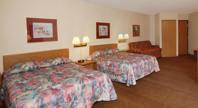 Econo Lodge Inn & Suites Menomonie Dış mekan fotoğraf